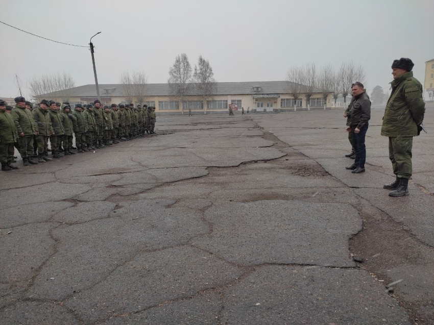 Забайкальские энергетики передали дивизиону из Zабайкалья спецтехнику